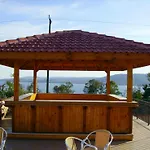 Vemara Club And - Free Parking And Free Access Szálloda Obzor