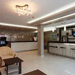 Vemara Club And - Free Parking And Free Access Szálloda
