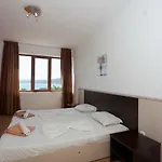 Szálloda Vemara Club And - Free Parking And Free Access