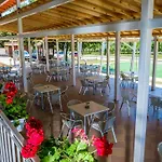 Vemara Club And - Free Parking And Free Access 3* Obzor