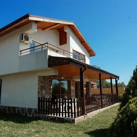 Szálloda Vemara Club And - Free Parking And Free Access 3*