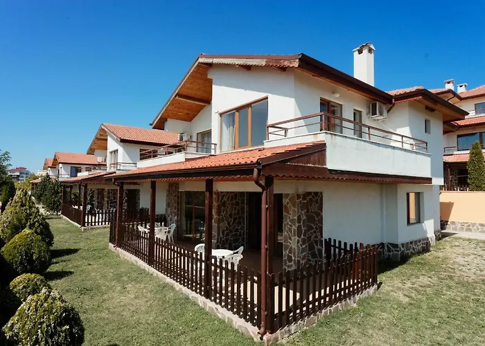 Vemara Club And - Free Parking And Free Access Hotel Obzor