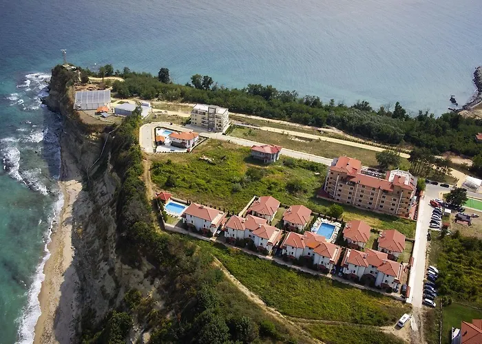 Hotel Vemara Club And - Free Parking And Free Access