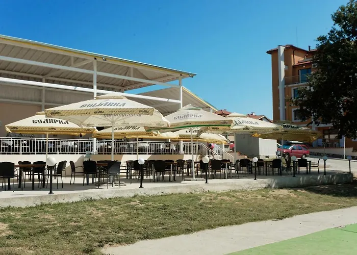 Vemara Club And - Free Parking And Free Access 3* Obzor