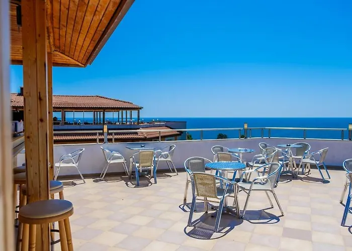 Vemara Club And - Free Parking And Free Access 3* Obzor