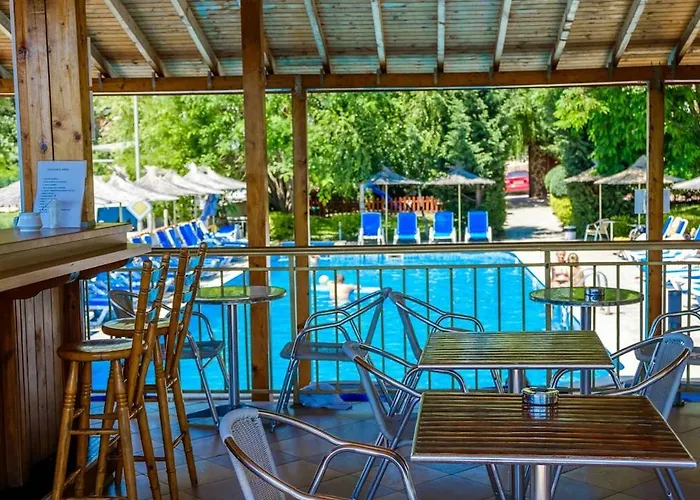 Vemara Club And - Free Parking And Free Access 3*